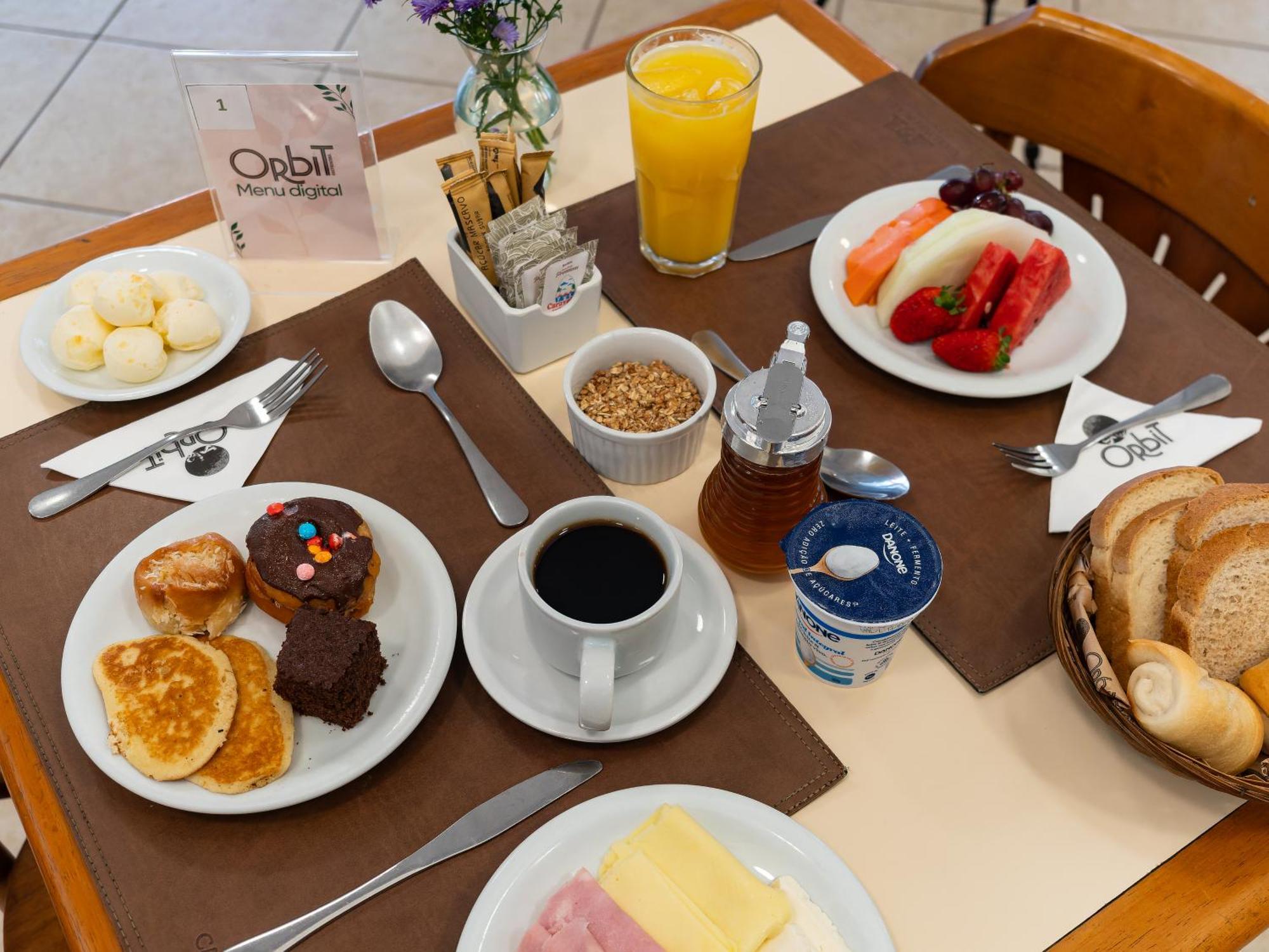 Carlton Suites Limeira Luaran gambar
